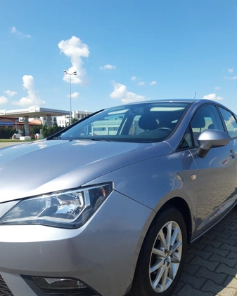 Seat Ibiza cena 37000 przebieg: 45473, rok produkcji 2017 z Knurów małe 191